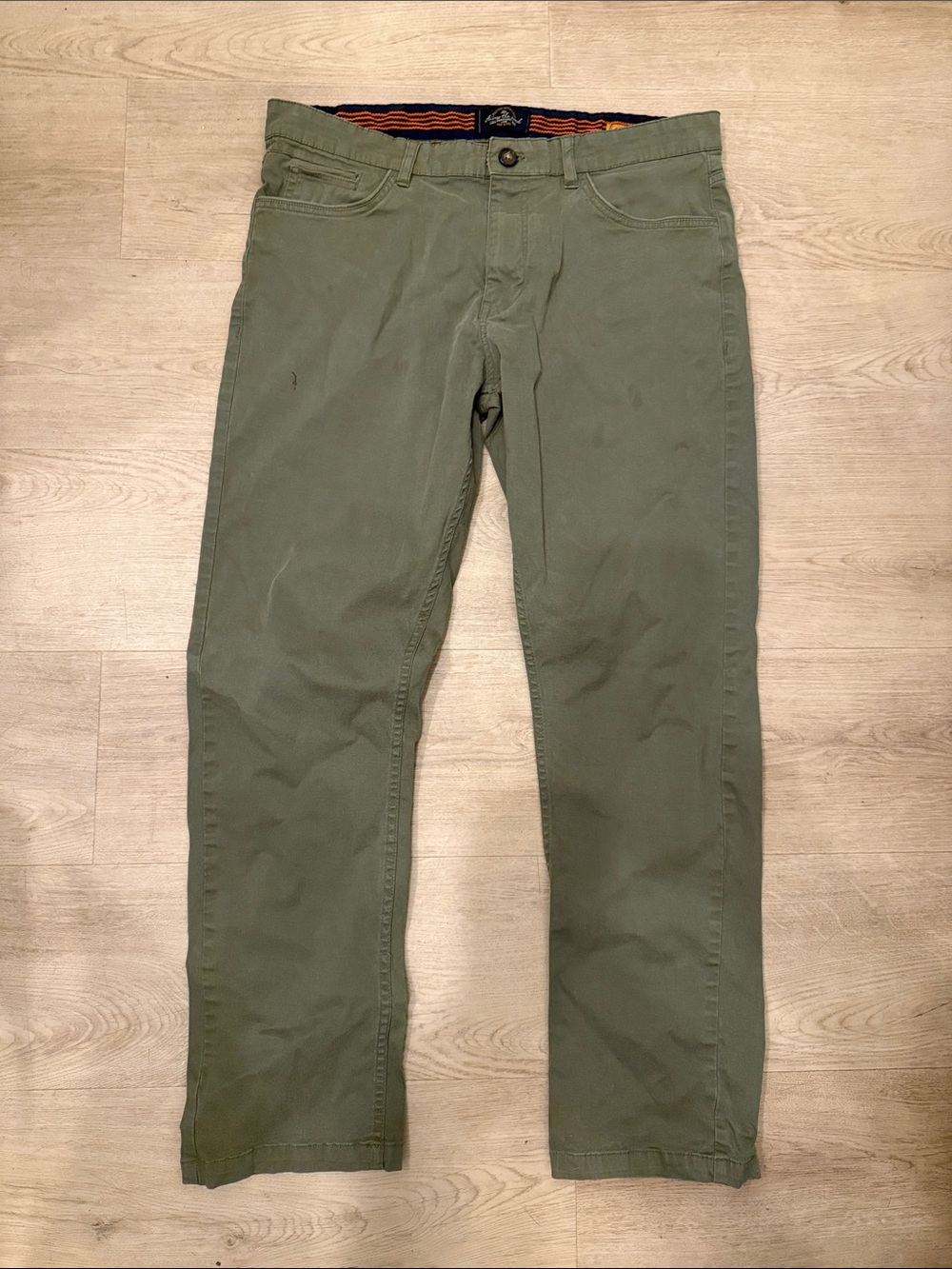 Across the Pond olive green chino pants